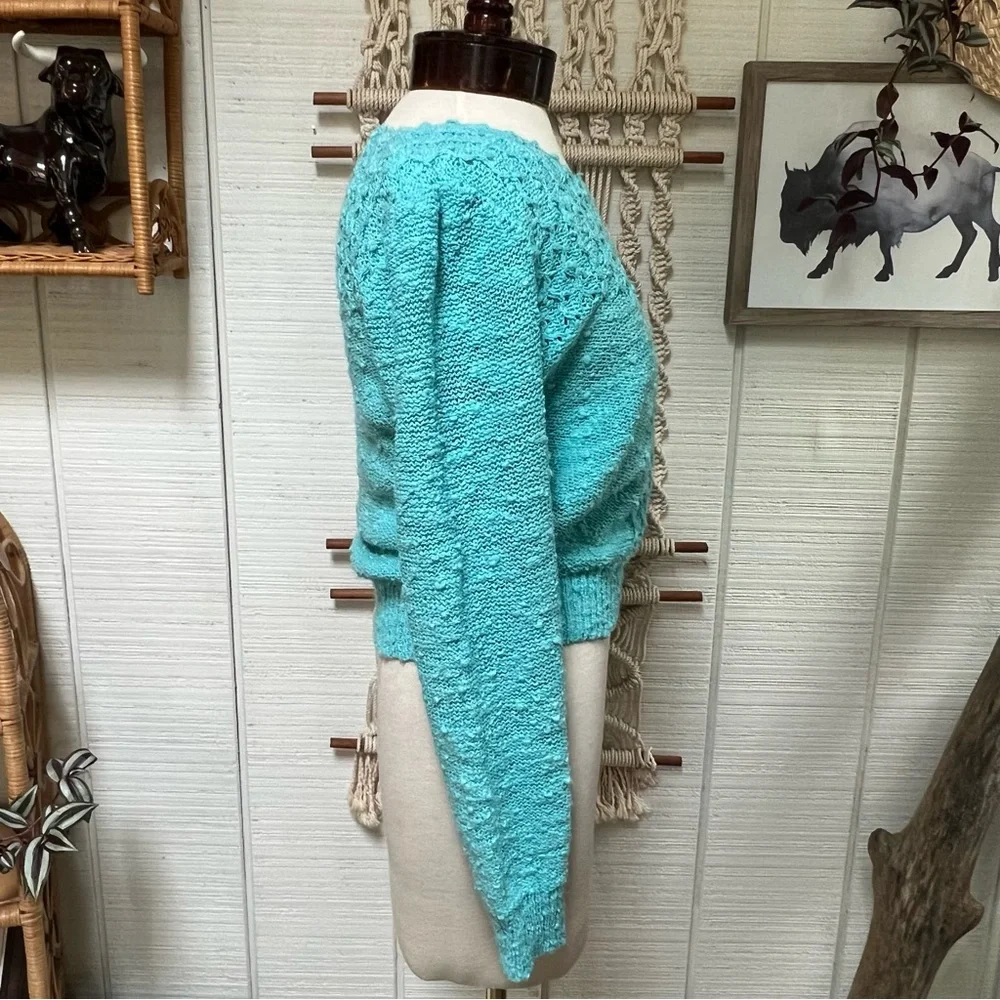 Vintage aqua/teal knit textured sweater with 3 button up neckline - Picture 6 of 10